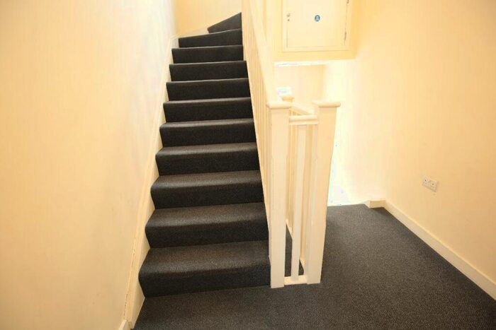 1 Bedroom Flat To Rent In Holloway Road, London, N7