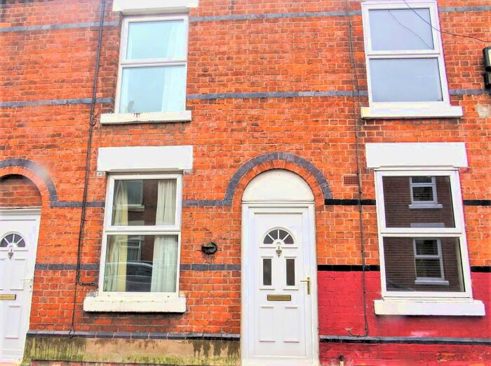 2 Bedroom Terraced House To Rent In South Street, Chester, CH3