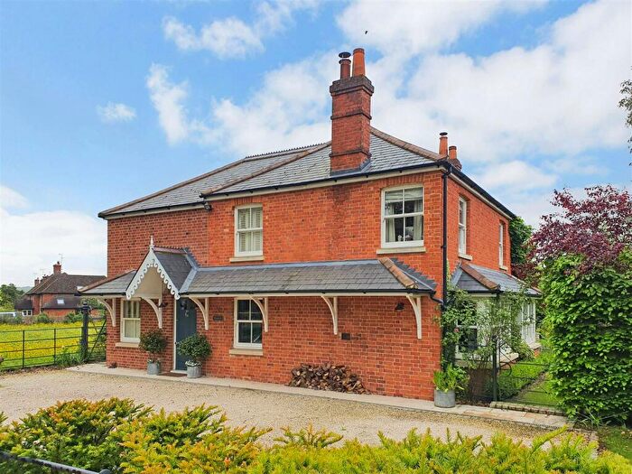 4 Bedroom Detached House For Sale In Checkendon, Reading, RG8