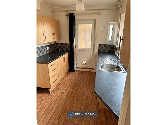 2 Bedroom Terraced House To Rent In Risborough Lane, Folkestone, CT20