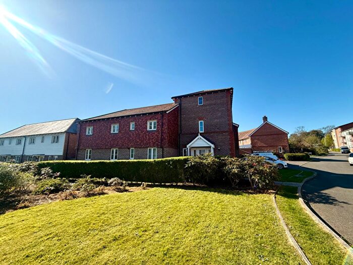 2 Bedroom Flat To Rent In Splice Lane, Hailsham, BN27