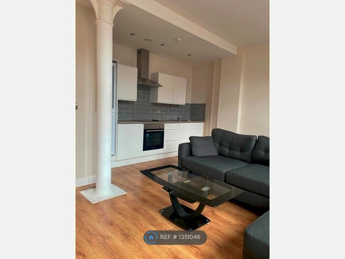3 Bedroom Flat To Rent In Citrus House, Liverpool, L2