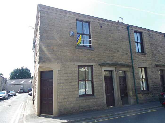 2 Bedroom Flat To Rent In Inglewhite Road, Longridge, PR3