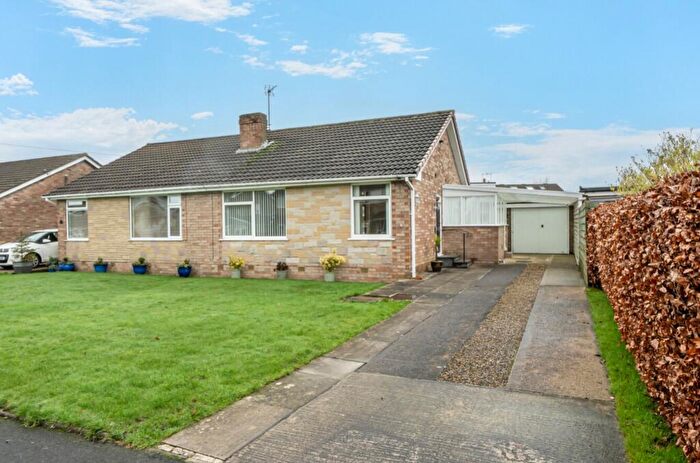2 Bedroom Semi-Detached Bungalow For Sale In Larkfield Road, Harrogate, HG2