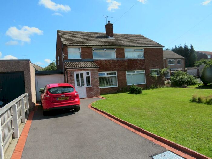 3 Bedroom House To Rent In Court Close, Cardiff, CF14