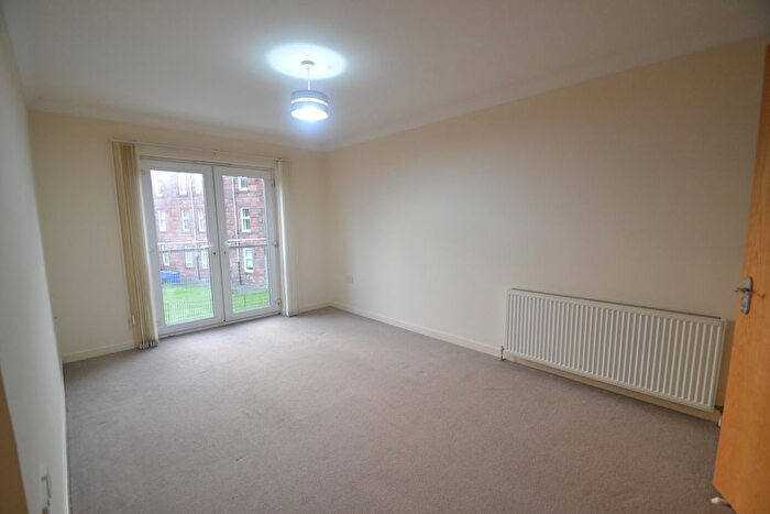 2 Bedroom Flat To Rent In /, Drumover Drive, Glasgow, G31