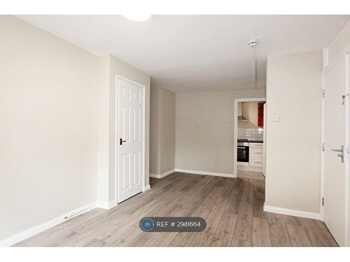 Studio To Rent In Buxton Road, Luton, LU1