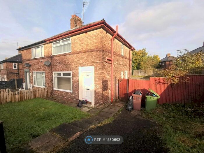 3 Bedroom Semi-Detached House To Rent In Upland Road, St. Helens, WA10