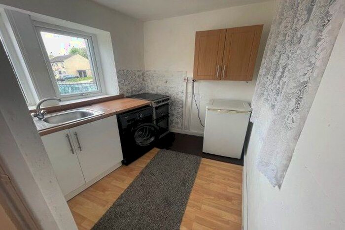 1 Bedroom Flat To Rent In Lowtown, Pudsey, LS28