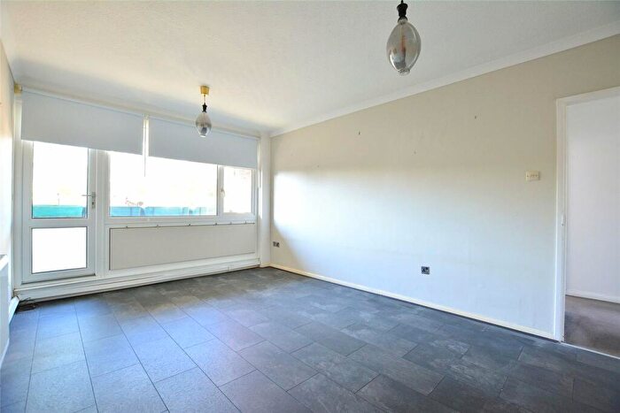 2 Bedroom Apartment To Rent In Kidbrooke Park Close, London, SE3