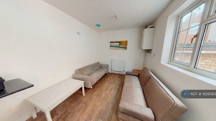 5 Bedroom Terraced House To Rent In Cambridge Street, Leicester, LE3
