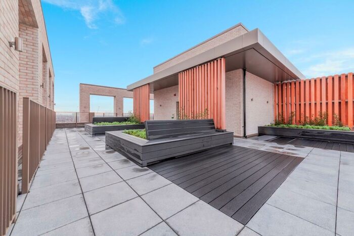 1 Bedroom Flat To Rent In Grant Road, Clapham, London, SW11