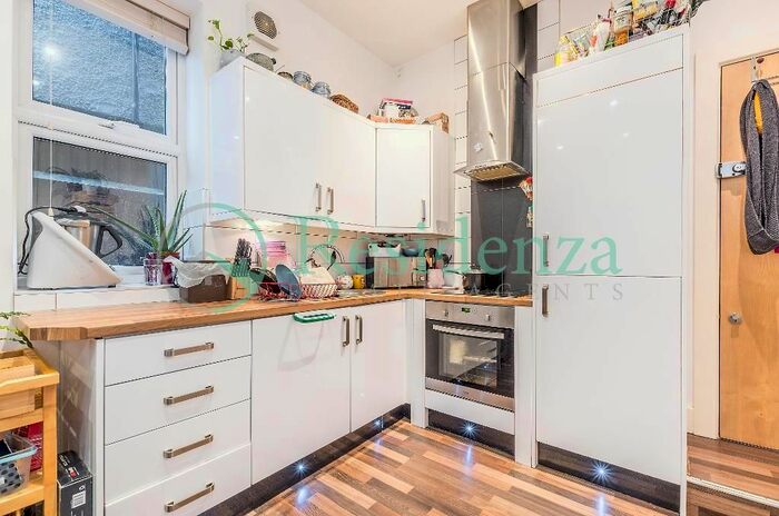 1 Bedroom Flat To Rent In Streatham Common North, Streatham, SW16