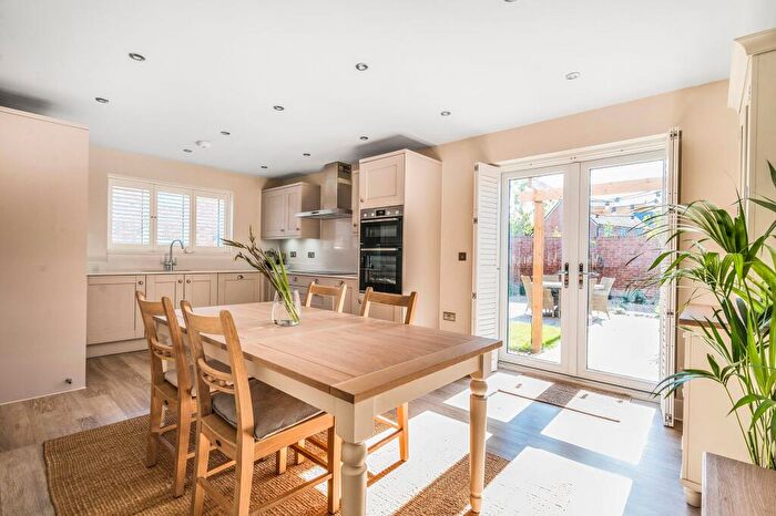 4 Bedroom Detached House For Sale In Castle Hill Lane, Bishopdown, SP1