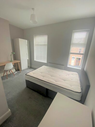3 Bedroom End Of Terrace House To Rent In Richmond Street, Coventry, CV2