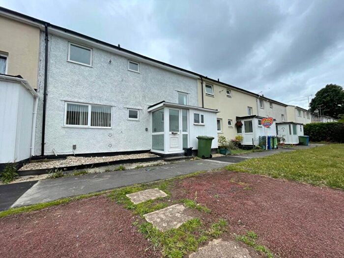 3 Bedroom Terraced House For Sale In Aysgarth, Bracknell, Berkshire, RG12