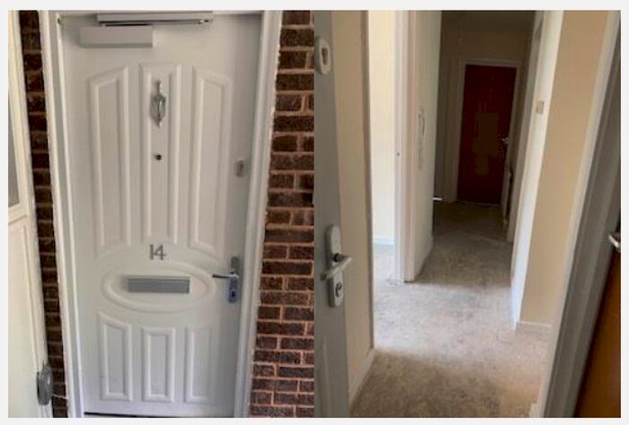 2 Bedroom Flat To Rent In Rachel Close, Gainsborough, Lincolnshire, DN21