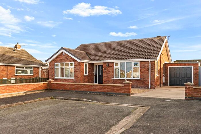 3 Bedroom Bungalow For Sale In Hays Close, Holton Le Clay, Grimsby, DN36