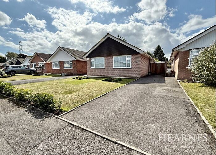 2 Bedroom Detached Bungalow For Sale In Wheelers Lane, Bournemouth, BH11