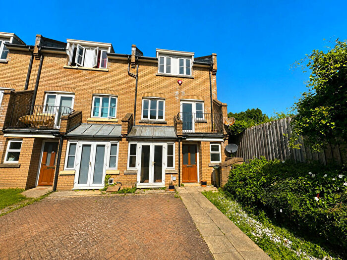 4 Bedroom Terraced House For Sale In Cambridge Mews, Hove., BN3