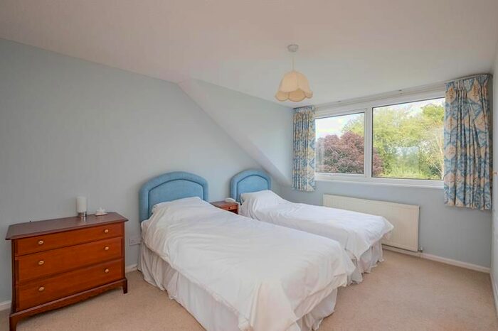 4 Bedroom Bungalow For Sale In Windrush Crescent, Malvern, Worcestershire, WR14