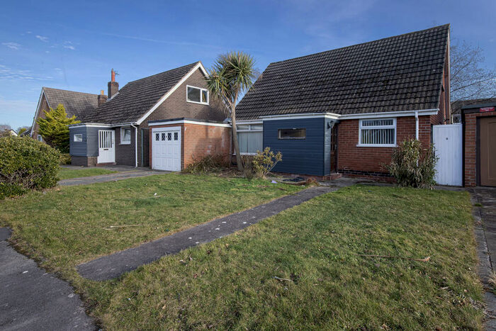 3 Bedroom Detached Bungalow To Rent In Sabden Place, Lytham St. Annes, FY8