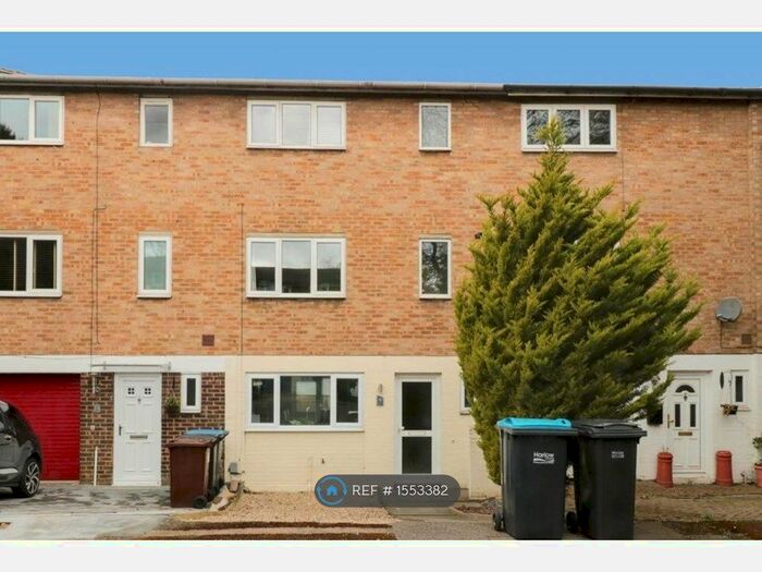 3 Bedroom Terraced House To Rent In Larkswood, Harlow, CM17