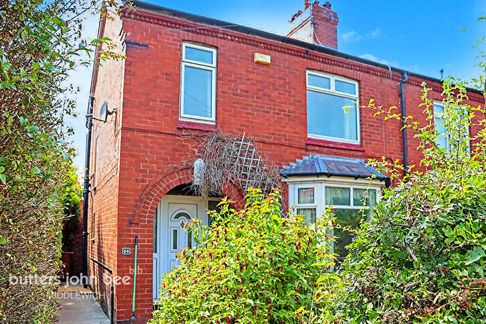 3 Bedroom Semi-Detached House For Sale In Nantwich Road, Middlewich, CW10