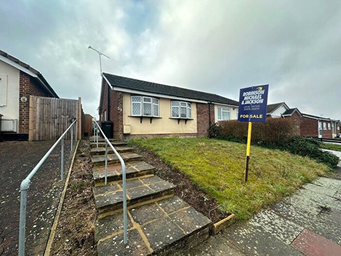 2 Bedroom Bungalow For Sale In Havisham Road, Chalk, Kent, DA12