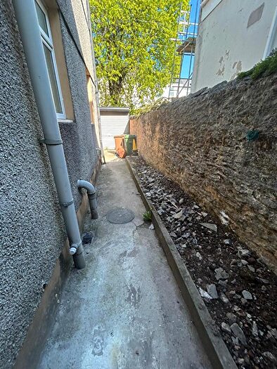 2 Bedroom Flat To Rent In Baring Street, Plymouth, Devon, PL4