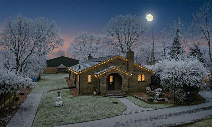 4 Bedroom Detached Bungalow For Sale In Scragged Oak Road, Detling, ME14