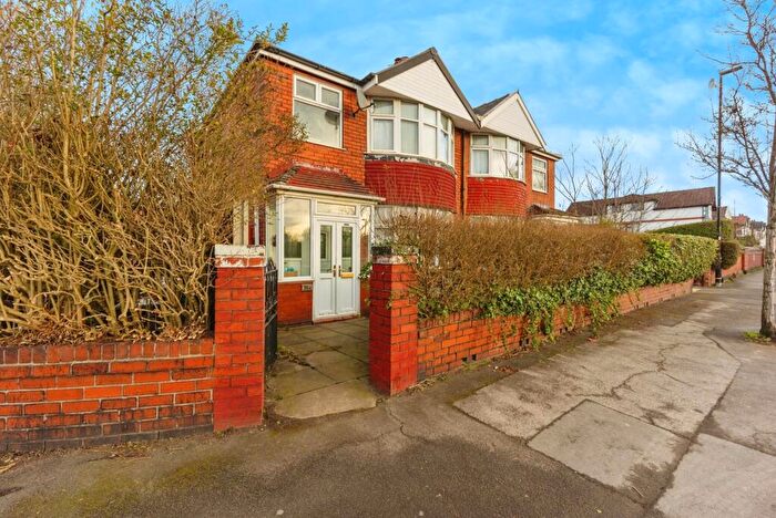 3 Bedroom Semi Detached House For Sale In Rye Bank Road, Firswood, Manchester, M16