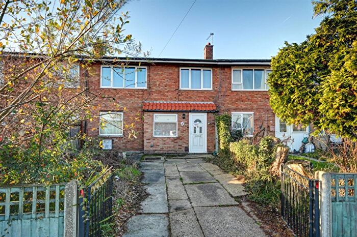 3 Bedroom Terraced House For Sale In St Edmund Close, Gorleston-on-Sea, Great Yarmouth, NR31