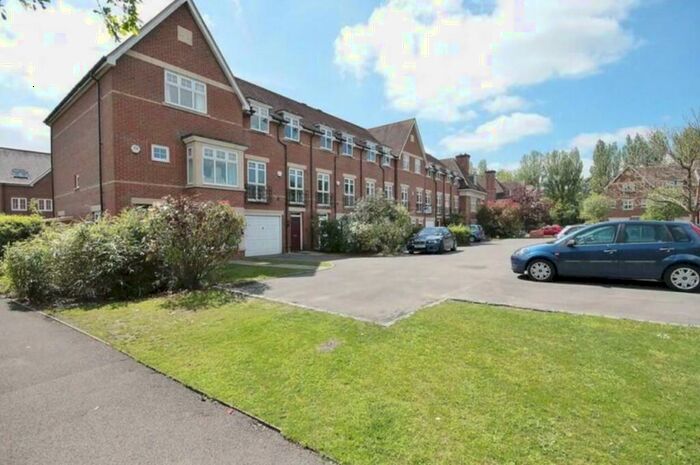 4 Bedroom Town House To Rent In Stone Meadow, Summertown, OX2