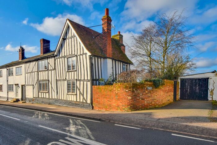 4 Bedroom Link Detached House For Sale In The Street, High Roding, Dunmow, CM6