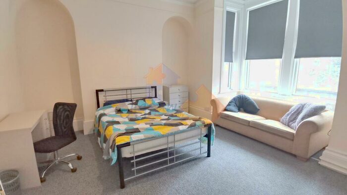 5 Bedroom House To Rent In West Parade, Lincoln, LN1