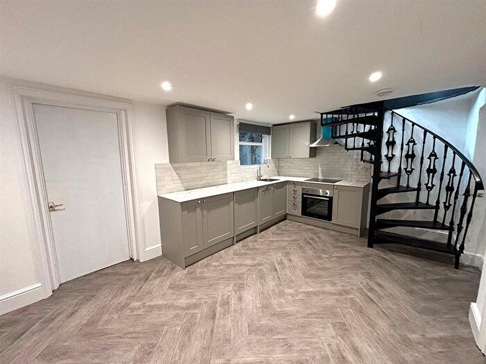 4 Bedroom Terraced House To Rent In Montpelier Road, Brighton, BN1