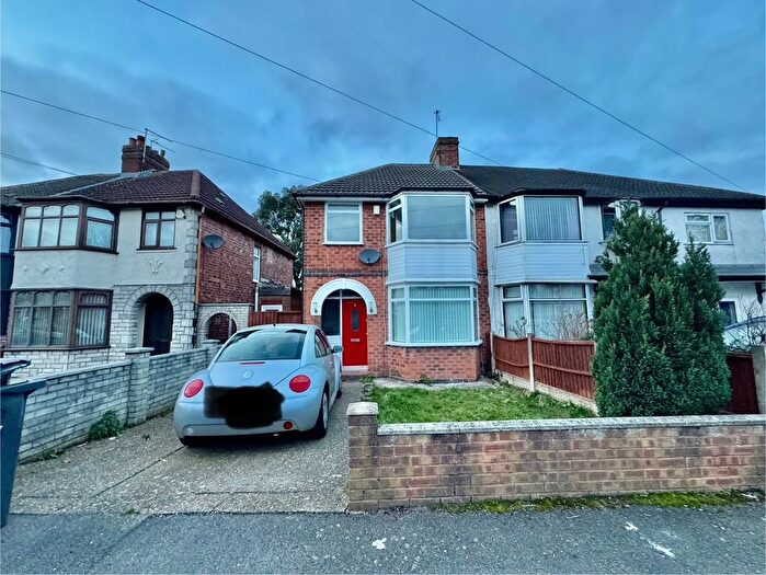 3 Bedroom Semi-Detached House To Rent In Dorothy Road, Tyseley, Birmingham, B11