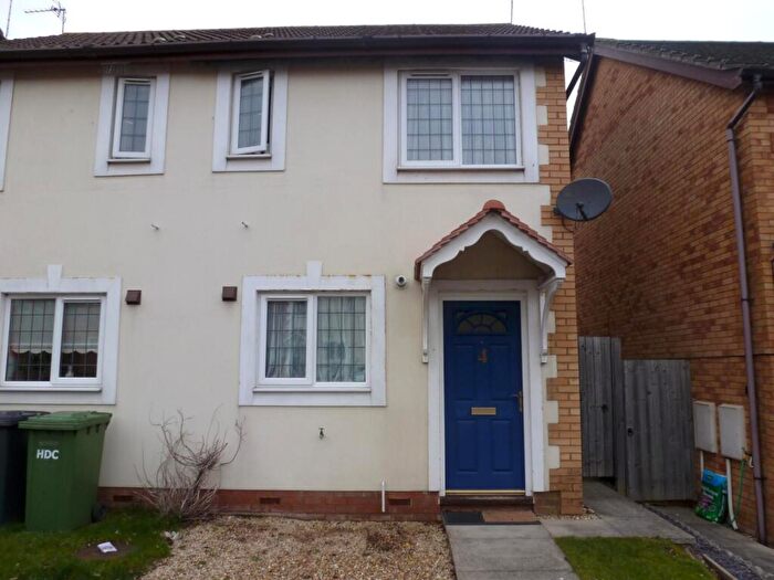 2 Bedroom House To Rent In Dyson Close, Huntingdon, PE29