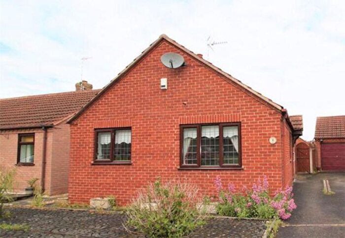 2 Bedroom Detached Bungalow To Rent In Woodhead Close, Edwinstowe, NG21