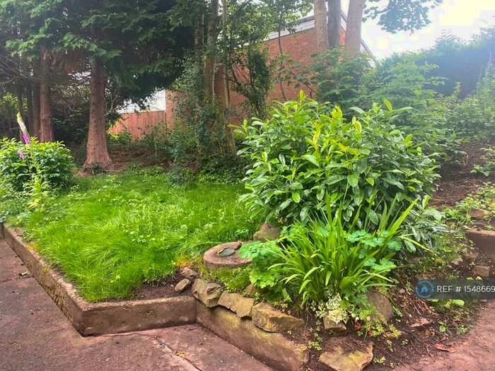 2 Bedroom Detached House To Rent In Meadowbank, Newent, GL18