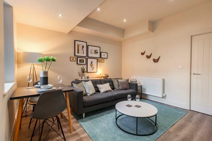 4 Bedroom House To Rent In Gwendoline Street, L8