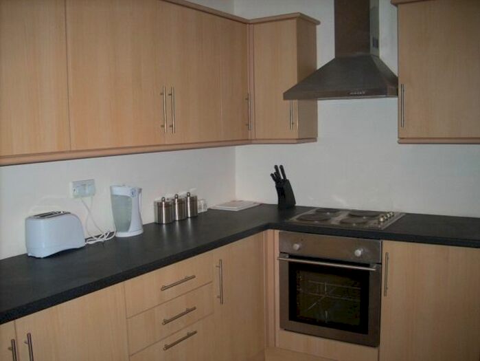2 Bedroom Flat To Rent In Maisonette, King Edward Road, Brynmill, Swansea., SA1