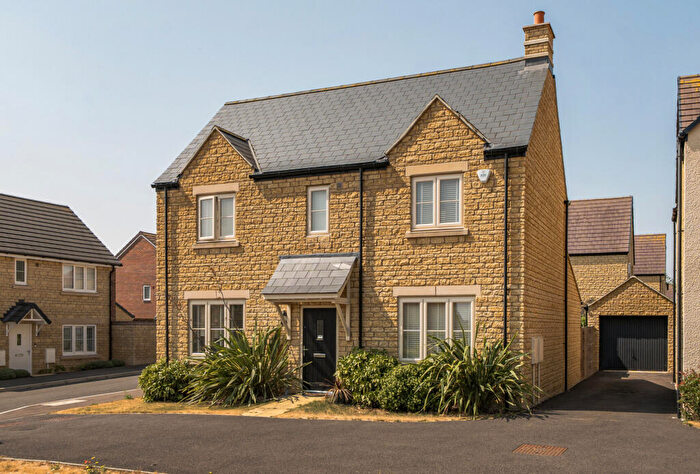 4 Bedroom Detached House For Sale In Spitfire Drive, Witney, Oxfordshire, OX29