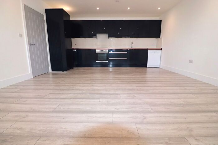 2 Bedroom Flat To Rent In Lowfield Street, Dartford, DA1