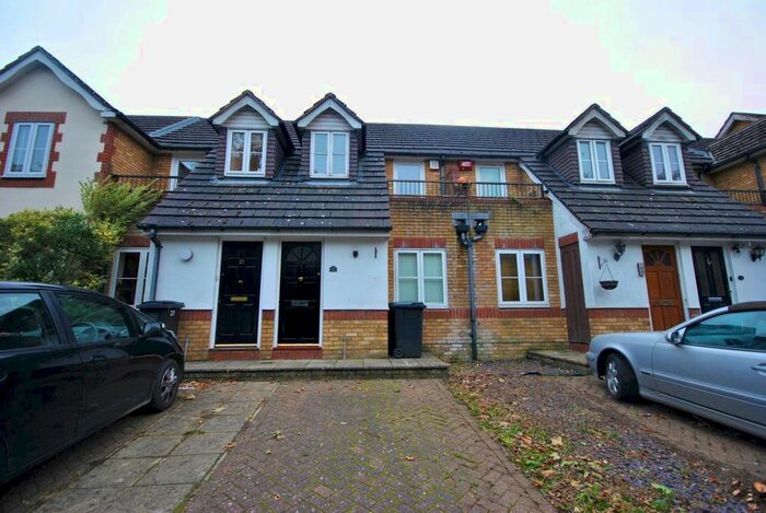 1 Bedroom Terraced House To Rent In Amblecote Meadows, London SE12