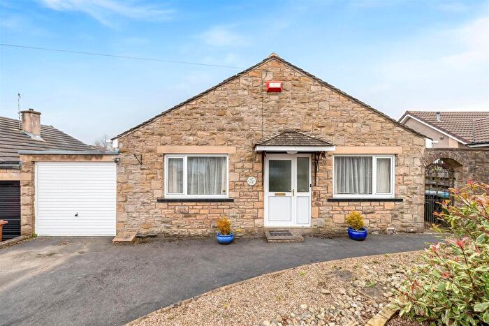2 Bedroom Bungalow For Sale In Moor Park Drive, Addingham, Ilkley, LS29
