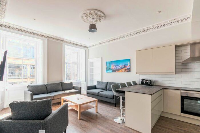 8 Bedroom Flat To Rent In P &#; Haymarket Terrace, Edinburgh, EH12