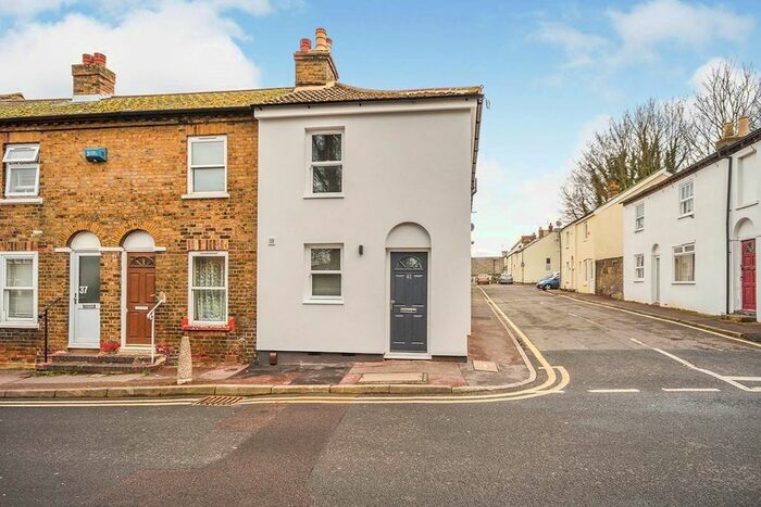 1 Bedroom Flat To Rent In Brewer Street, Maidstone, Kent, ME14