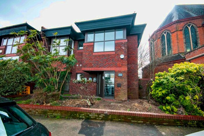 1 Bedroom Flat To Rent In Southlands Road, Bromley, BR2